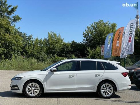 Skoda Octavia 2020 - фото 12