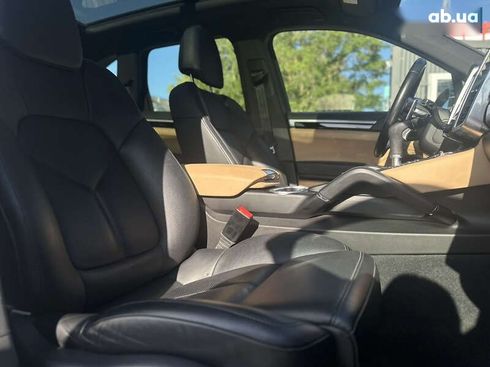 Porsche Cayenne 2017 - фото 17