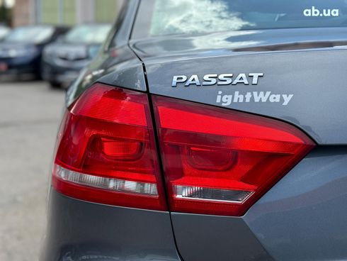 Volkswagen Passat 2014 серый - фото 13