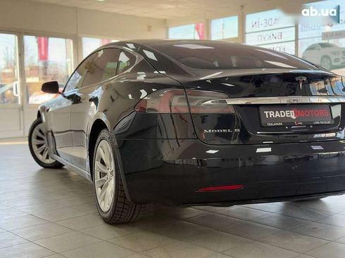 Tesla Model S 2018 - фото 13