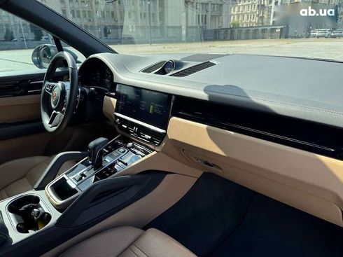 Porsche Cayenne 2020 - фото 26