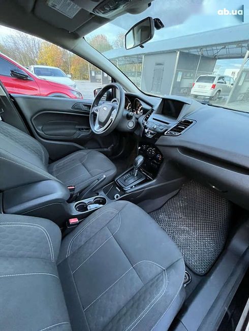 Ford Fiesta 2019 - фото 13