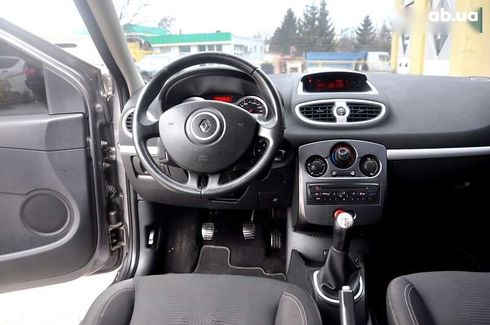 Renault Clio 2011 - фото 23