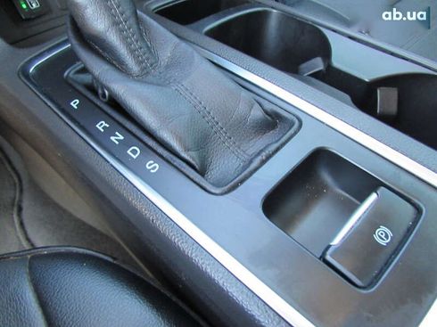 Ford Escape 2016 - фото 30