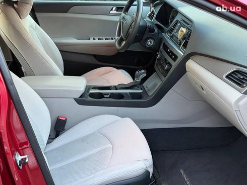 Hyundai Sonata 2014 красный - фото 16