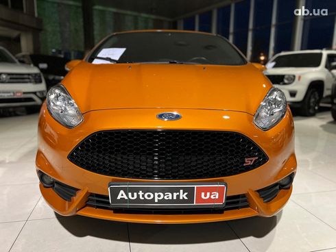 Ford Fiesta 2019 оранжевый - фото 2
