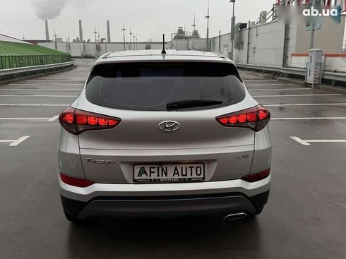 Hyundai Tucson 2017 - фото 11