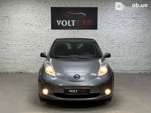 Nissan Leaf 2015 - фото 2