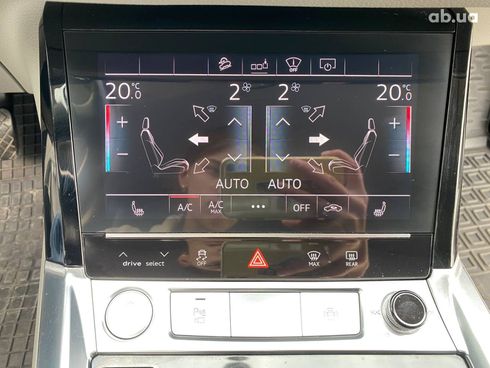 Audi E-Tron 2019 синий - фото 26