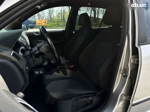 Skoda Fabia 2005 - фото 12