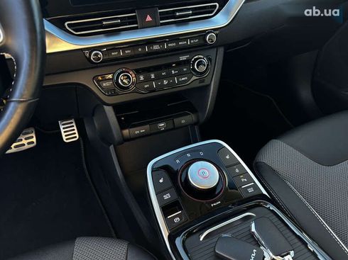 Kia Niro 2022 - фото 2