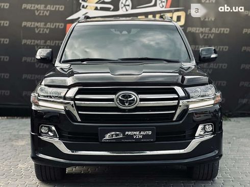 Toyota Land Cruiser 2019 - фото 2