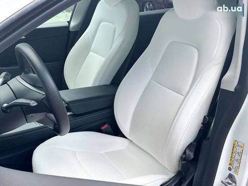 Tesla Model Y 2023 - фото 8
