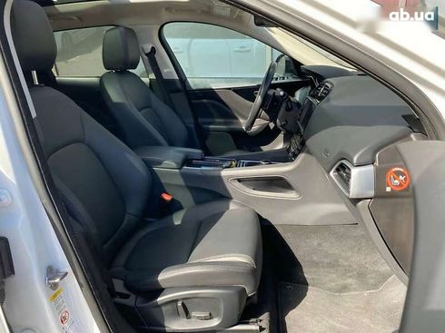Jaguar F-Pace 2017 - фото 29