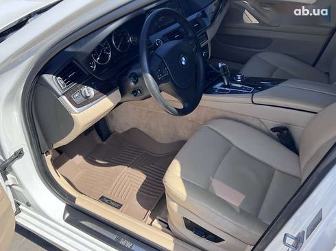 BMW 5 серия 2013 - фото 16