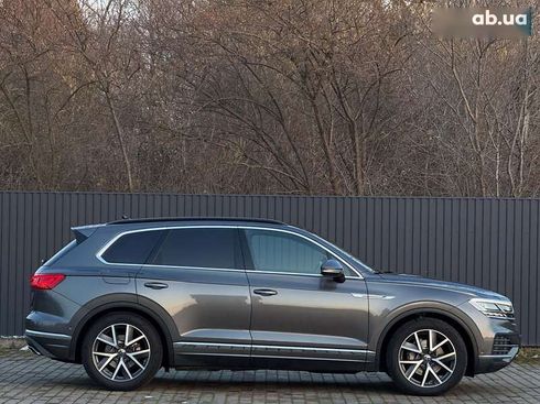 Volkswagen Touareg 2020 - фото 3