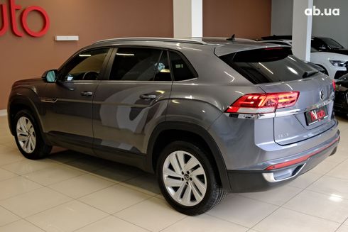 Volkswagen Atlas Cross Sport 2021 серый - фото 3