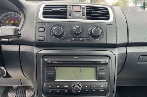 Skoda Fabia 2009 - фото 13