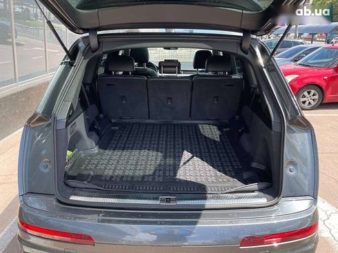 Audi Q7 2018 - фото 23