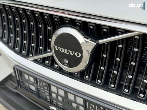 Volvo V60 Cross Country 2024 - фото 12