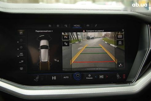 Volkswagen Touareg 2018 - фото 16