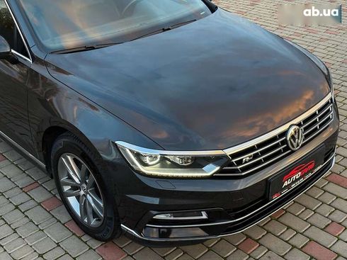 Volkswagen Passat 2017 - фото 10