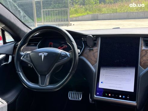 Tesla Model S 2018 красный - фото 20