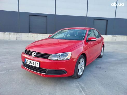 Volkswagen Jetta 2013 красный - фото 2