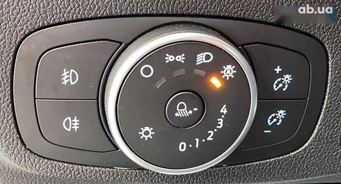 Ford Focus 2019 - фото 17