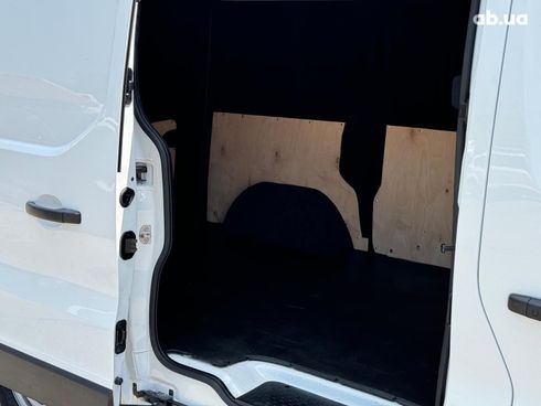 Renault Trafic 2020 белый - фото 30