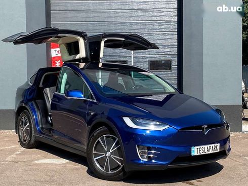 Tesla Model X 2017 - фото 2