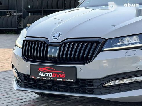 Skoda Superb 2020 - фото 17