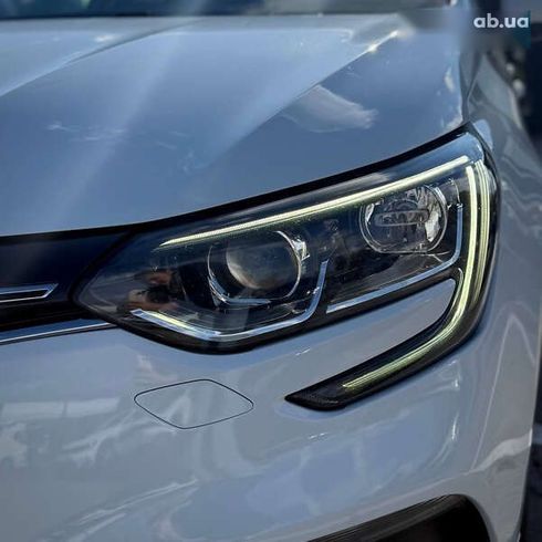 Renault Megane 2018 - фото 10