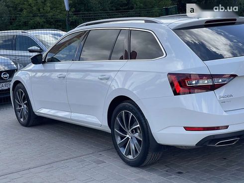 Skoda Superb 2017 - фото 23