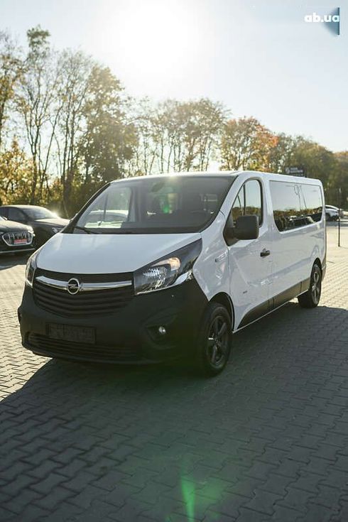 Opel Vivaro 2016 - фото 4