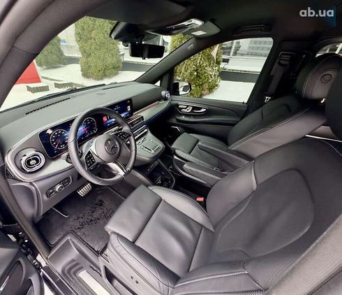 Mercedes-Benz V-Класс 2025 - фото 17