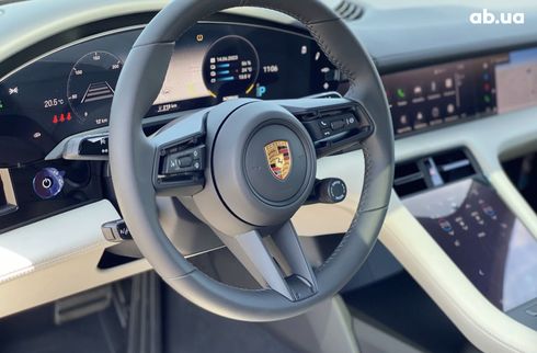 Porsche Taycan 2022 - фото 12