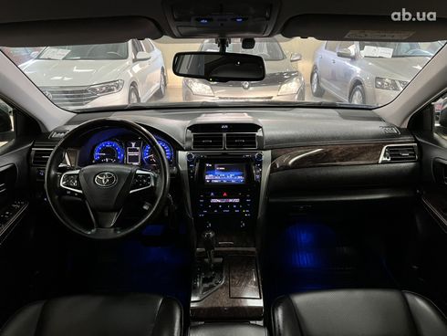 Toyota Camry 2015 черный - фото 6