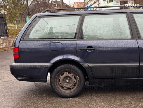 Volkswagen passat b4 1996 синий - фото 11