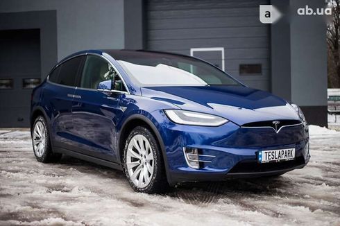 Tesla Model X 2016 - фото 10