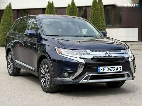 Mitsubishi Outlander 2019 - фото 4