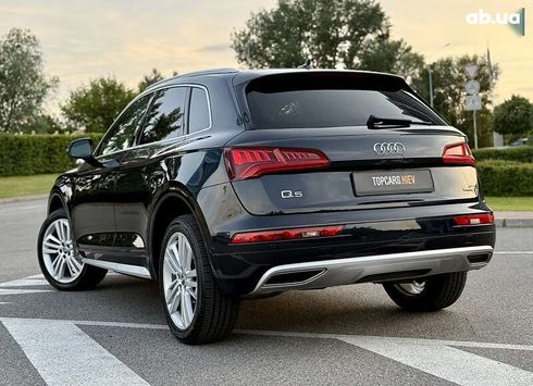 Audi Q5 2020 - фото 11
