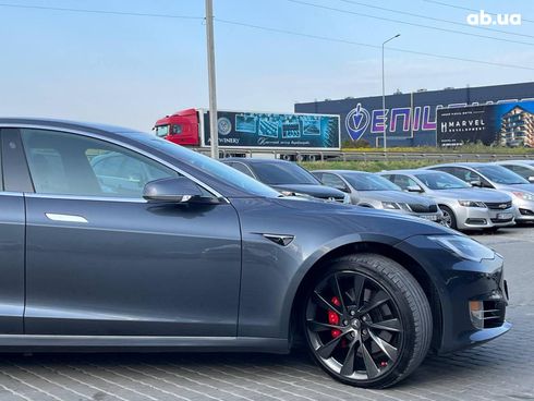 Tesla Model S 2019 серый - фото 4