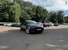 Продаж вживаних Tesla Model Y 2024 року в Києві - купити на Автобазарі