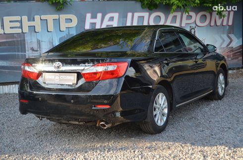 Toyota Camry 2014 черный - фото 8