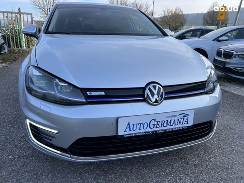 Volkswagen e-Golf 2020 - фото 27