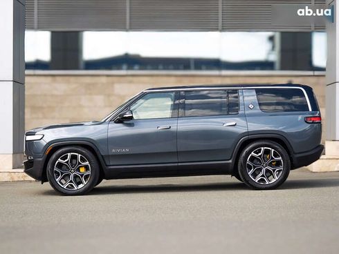 Rivian R1S 2023 - фото 5