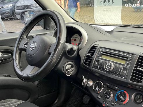Nissan Micra 2008 коричневый - фото 13