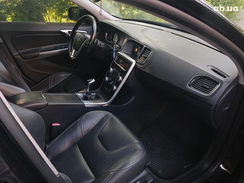 Volvo S60 2015 черный - фото 23