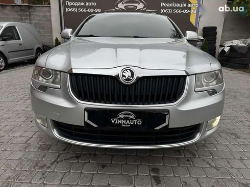 Skoda Superb 2012 - фото 9